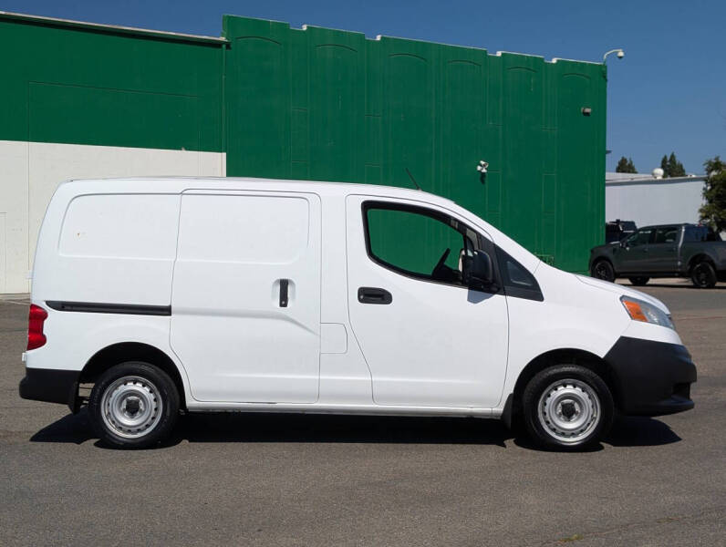 2015 Nissan NV200