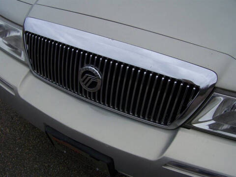 2004 Mercury Grand Marquis GS