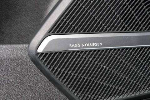 2018 Audi Q5 2.0T quattro Premium Plus