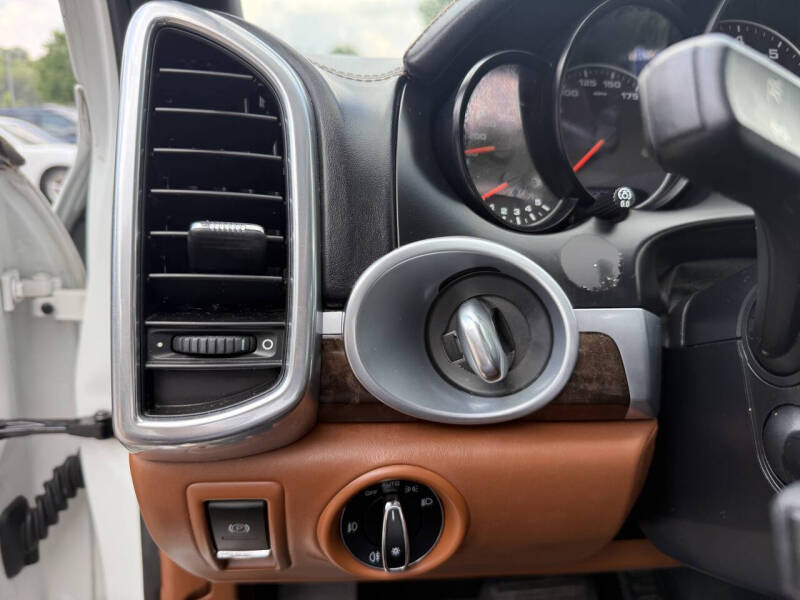 2016 Porsche Cayenne