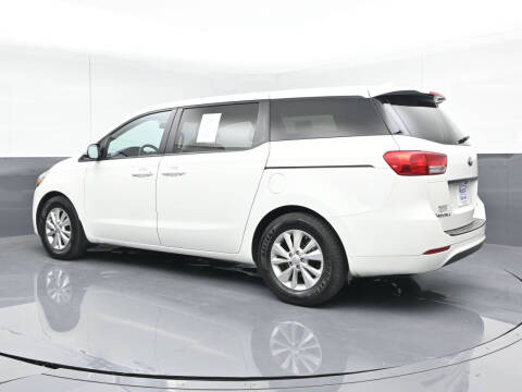 2017 Kia Sedona LX