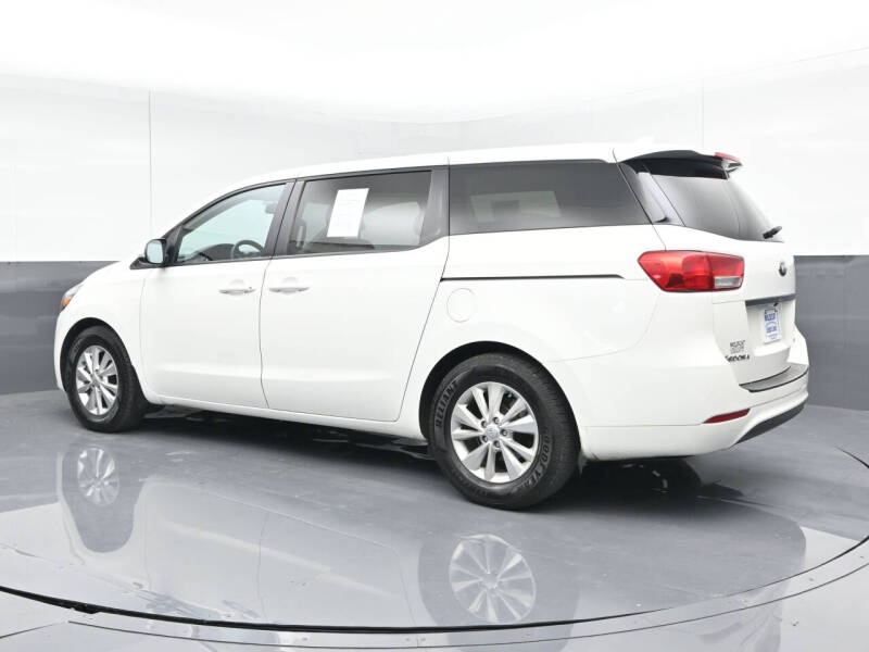 2017 Kia Sedona LX