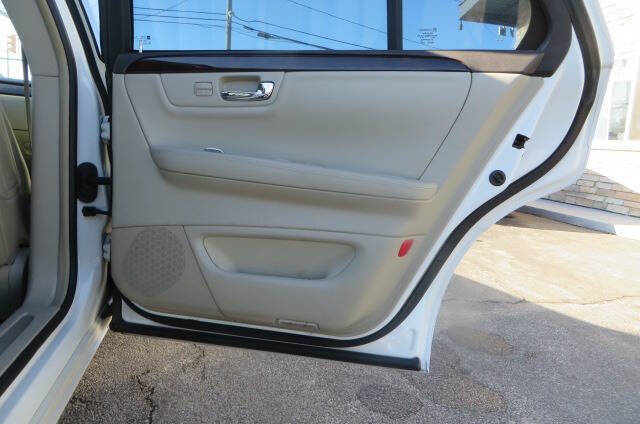 2010 Cadillac DTS Luxury Collection