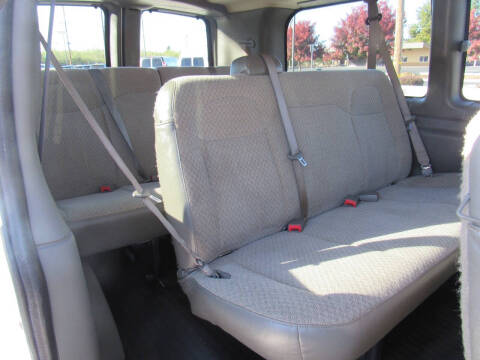 2017 Chevrolet Express LS 2500