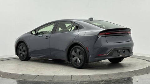 2025 Toyota Prius LE