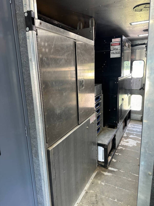 2016 Freightliner MT45 Chassis