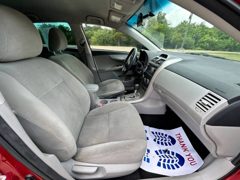 2013 Toyota Corolla LE