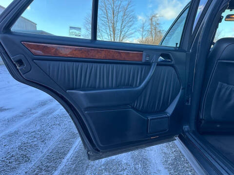 1993 Mercedes-Benz 500-Class 500 E