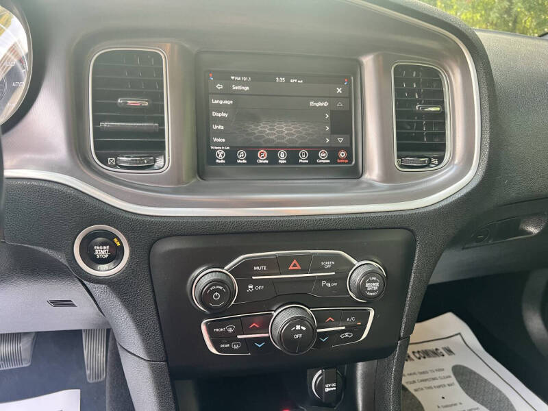 2019 Dodge Charger SXT