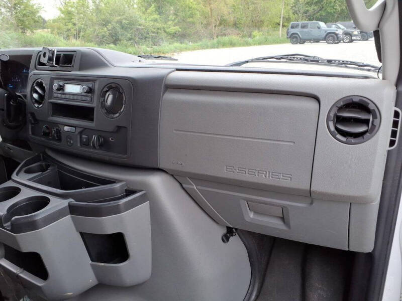 2023 Ford E-Series