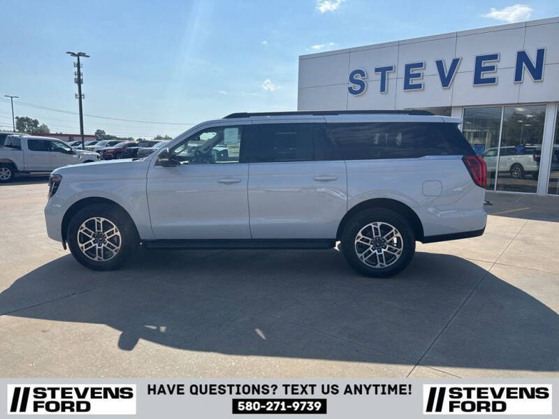 2025 Ford Expedition MAX Active