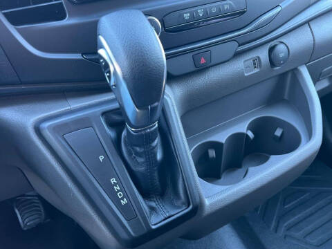 2025 Ford Transit
