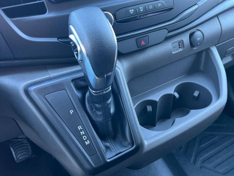 2025 Ford Transit