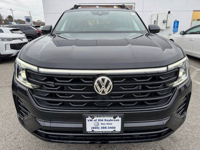 2026 Volkswagen Atlas Cross Sport SEL R-Line Black 4Motion