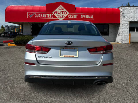 2019 Kia Optima LX