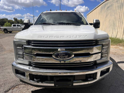 2019 Ford F-350 Super Duty Lariat