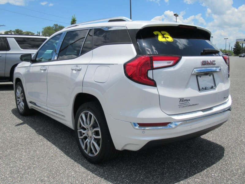 2023 GMC Terrain Denali