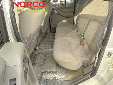 2017 Nissan Frontier SV