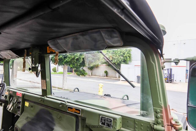 2018 AM General Hummer