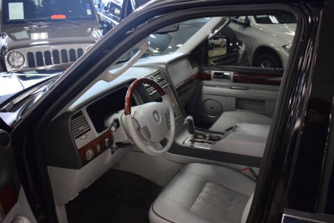 2006 Lincoln Navigator Luxury
