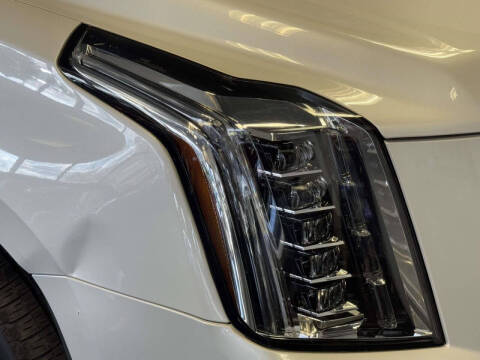 2020 Cadillac Escalade Luxury