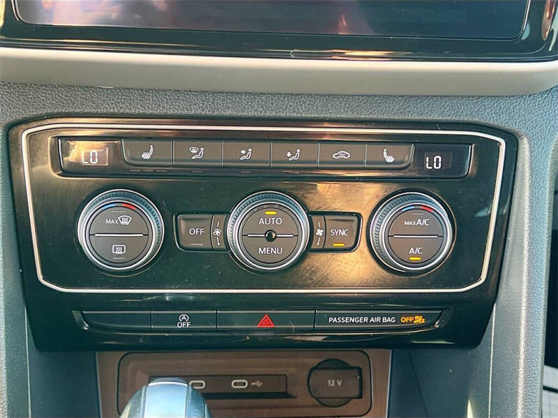 2022 Volkswagen Atlas Cross Sport V6 SE 4Motion