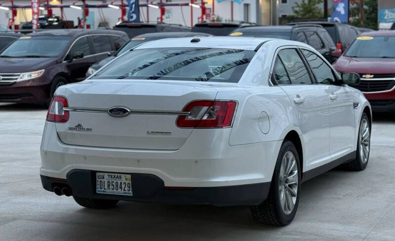 2010 Ford Taurus Limited