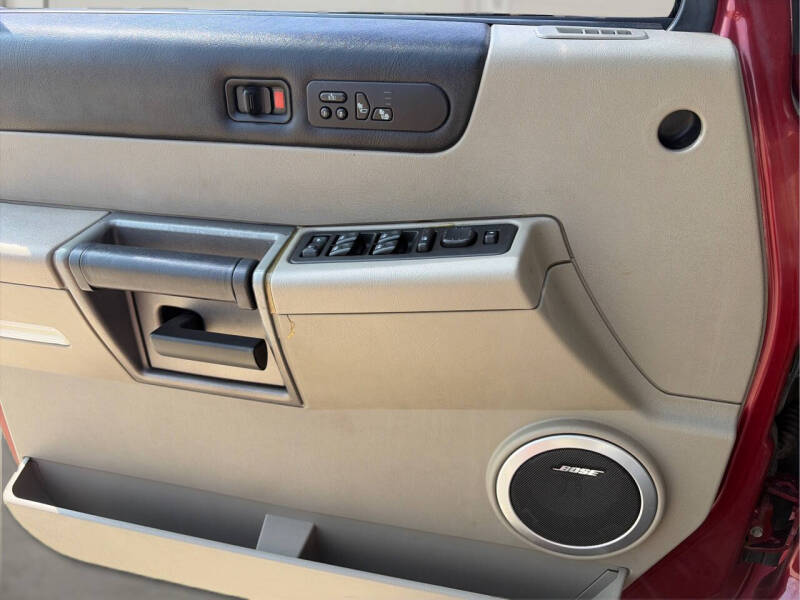 2004 HUMMER H2