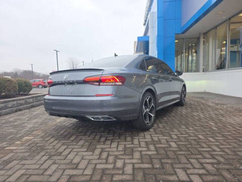 2020 Volkswagen Passat R-Line