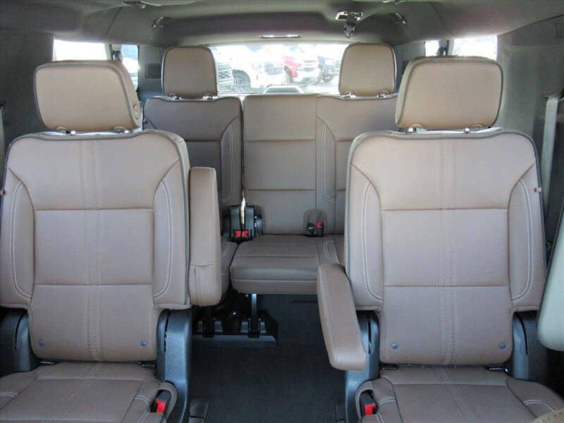 2025 Chevrolet Suburban High Country