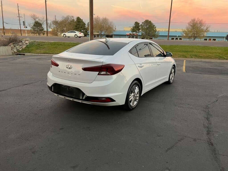 2019 Hyundai Elantra SEL