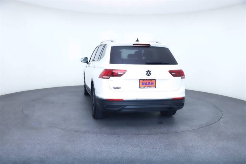 2022 Volkswagen Tiguan SE