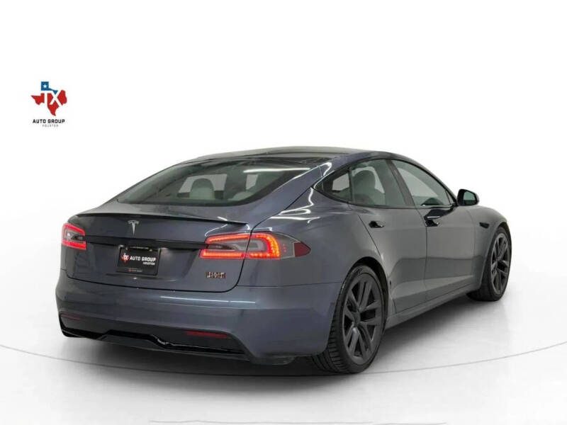 2021 Tesla Model S Plaid