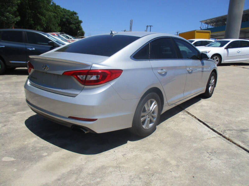 2016 Hyundai Sonata SE