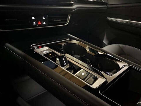 2025 Volkswagen Atlas Cross Sport SE 4Motion