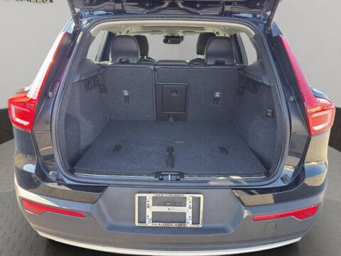 2022 Volvo XC40 T5 Inscription