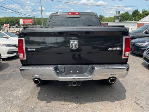 2015 RAM 1500 Laramie