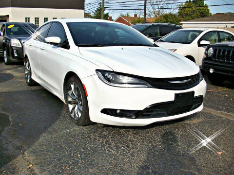 2015 Chrysler 200 S