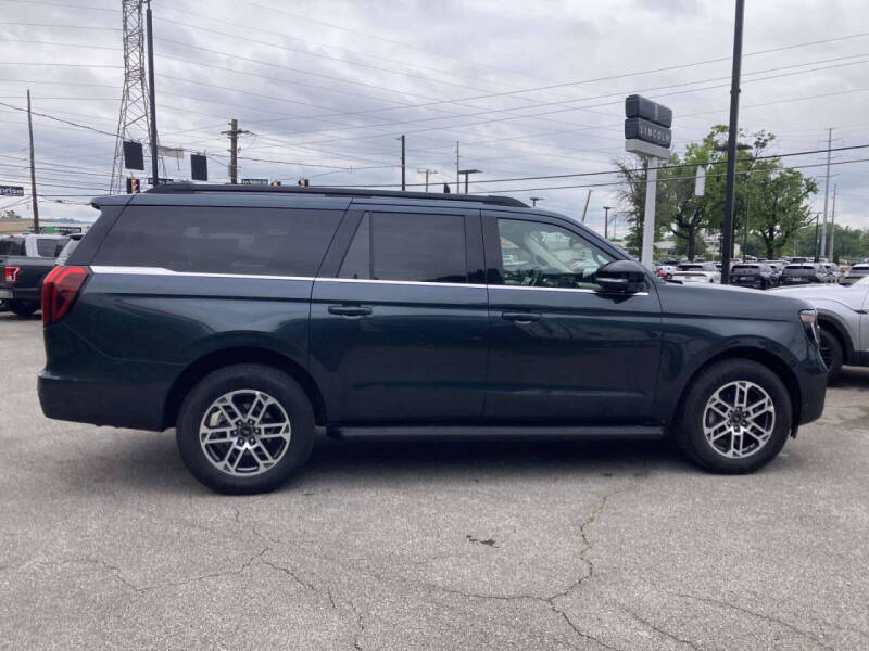 2025 Ford Expedition MAX Active
