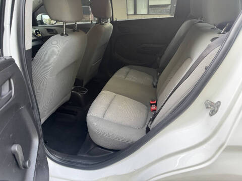 2016 Chevrolet Sonic LS Auto