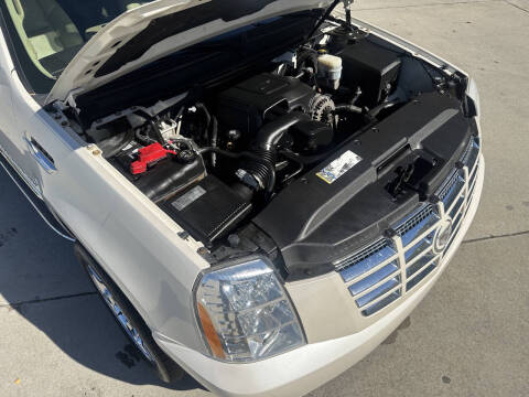 2010 Cadillac Escalade ESV Luxury
