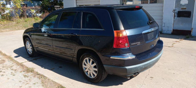 2007 Chrysler Pacifica Touring photo 3