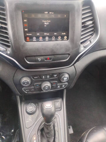 2019 Jeep Cherokee Latitude Plus