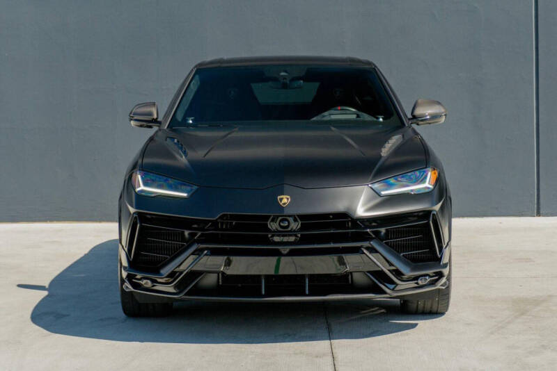 2024 Lamborghini Urus Performante