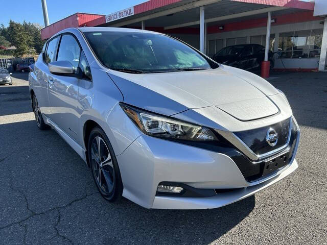 2019 Nissan Leaf SV photo 3