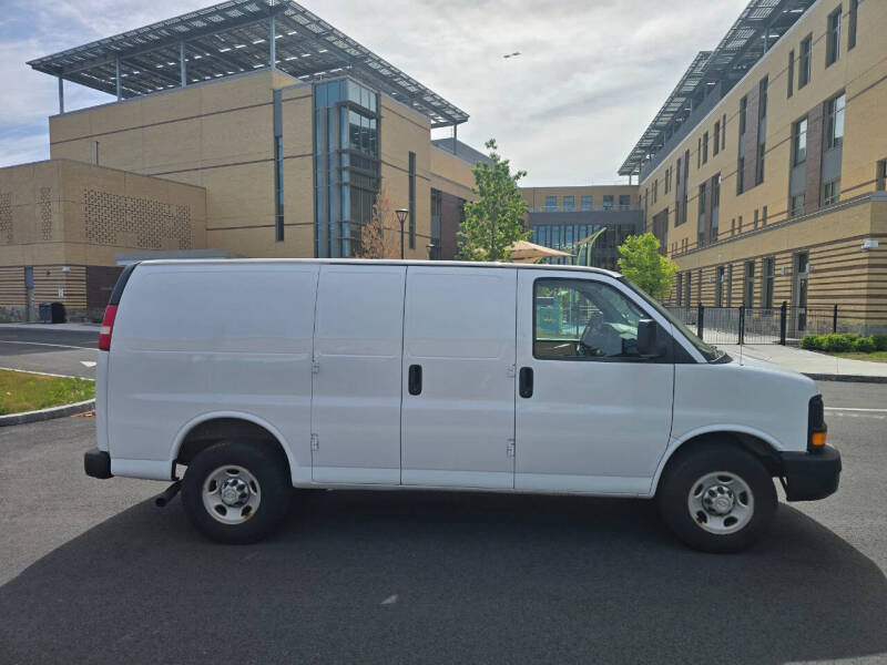 2011 Chevrolet Express 2500