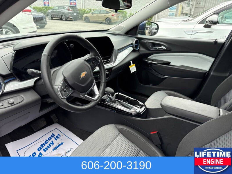 2024 Chevrolet Trax LT