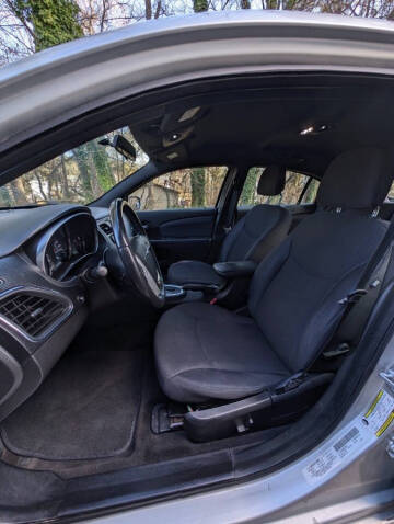 2012 Chrysler 200 Touring