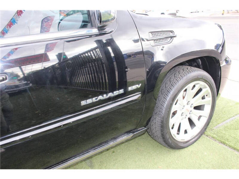 2012 Cadillac Escalade ESV Premium