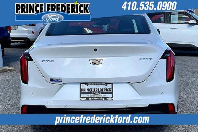 2025 Cadillac CT4 Luxury